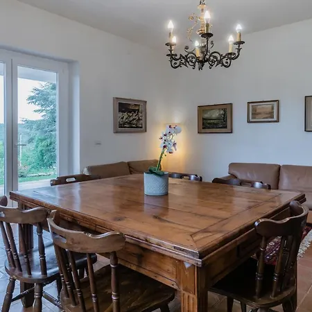 Val Di Vara Garden House *