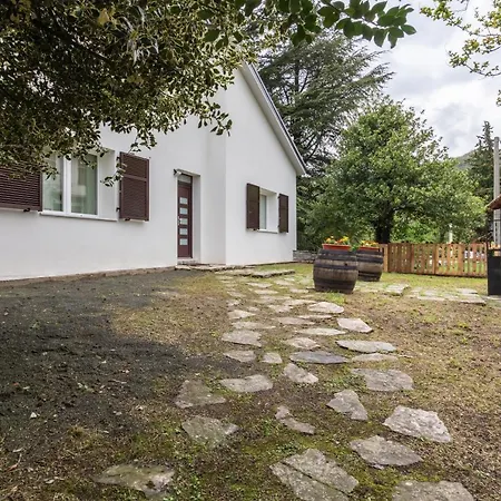 Val Di Vara Garden House